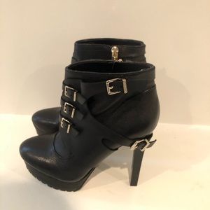 BCBG leather Booties